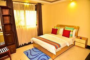 Four Vins Hotel & Apartments