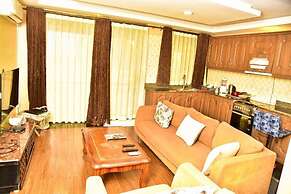 Four Vins Hotel & Apartments