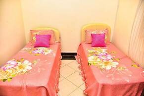 Four Vins Hotel & Apartments