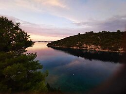 Cosy Apartment, sea View, Long Island, Croatia