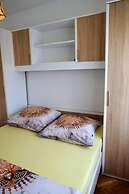 Remarkable 2-bed Apartment in Okrug Gornji