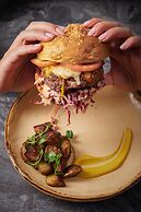 La Miniera Pool Villas Pattaya