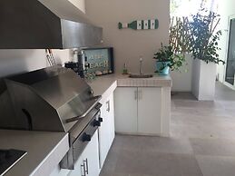 Acozy Nice Studio Palm Beach,wifi Free,beach Close