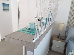 Acozy Nice Studio Palm Beach,wifi Free,beach Close