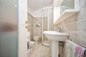 Champagne Apatment With Sea View