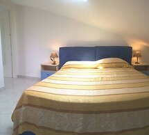 Champagne Apatment With Sea View