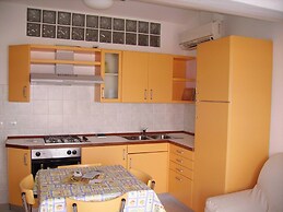 Champagne Apatment With Sea View