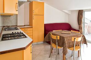 Champagne Apatment With Sea View