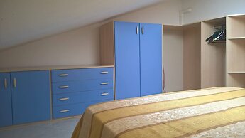 Champagne Apatment With Sea View