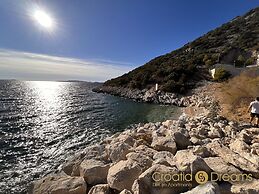 Sunshine Deluxe 80m2 Apartment With Pool, 50 m2 Garden Lounge and Outd