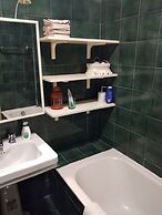 Room in Apartment - Room With Private Bathroom In Bologna In The Cente