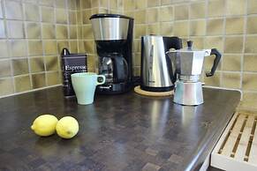 Casa Schilling- 2,5 Rooms With Balcony Near Hospital, University