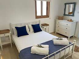 Spacious Luxury Private Sea View Villa