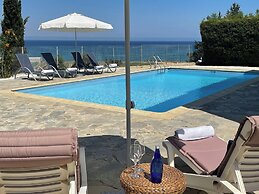 Spacious Luxury Private Sea View Villa