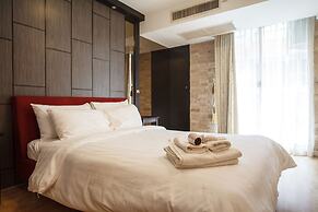 2A - No Impact From Earthquake 2 Bedrooms 2,5 Bathrooms in Central Ban