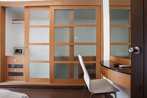 3A - No Impact From Earthquake 2bedrooms 2 Bath Downtown Bangkok Near 