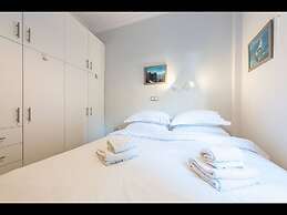 Adelos Central City Apartment Acharnon In Athens