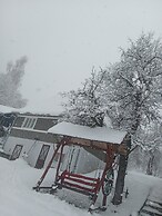 Room in Guest Room - Cozy Rural Retreat in Roşia Montana