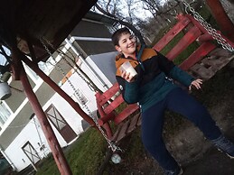 Room in Guest Room - Cozy Rural Retreat in Roşia Montana