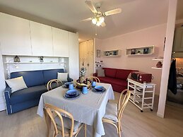 Lovely Studio With Terrace in Lignano