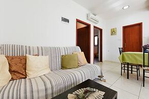 Modern Apartment Arena Near the Beach Jaz