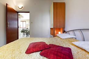 Modern Apartment Arena Near the Beach Jaz