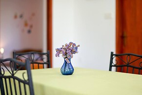 Modern Apartment Arena Near the Beach Jaz