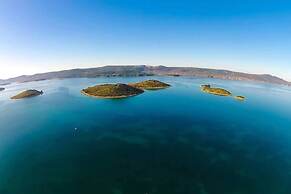 Modern Apartment Arena Near the Beach Jaz