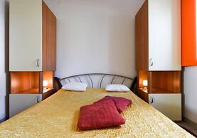 Modern Apartment Arena Near the Beach Jaz