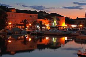 Modern Apartment Arena Near the Beach Jaz