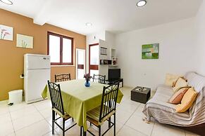 Modern Apartment Arena Near the Beach Jaz