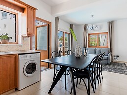 Sanders White Mountains - Ideal Villa With Pool