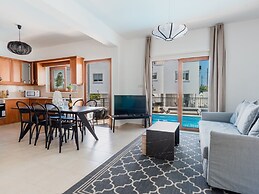 Sanders White Mountains - Ideal Villa With Pool