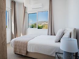 Sanders White Mountains - Lovely villa With Pool