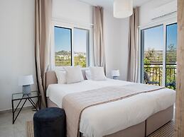 Sanders White Mountains - Lovely villa With Pool