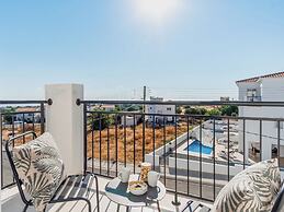 Sanders White Mountains - Charming Villa With Pool