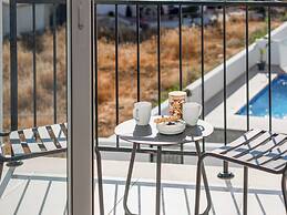 Sanders White Mountains - Charming Villa With Pool