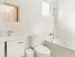 Sanders White Mountains - Charming Villa With Pool