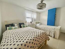 Marbella Fabulous 3br &3ba Pool And Beach