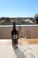 Family Holiday House Orange Spirit