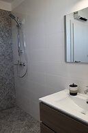 Family Holiday House Orange Spirit