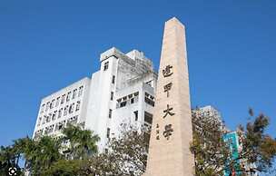 CHECK inn Express Taichung Feng Chia