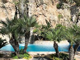 Aeneas' Landing Resort