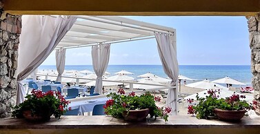 Aeneas' Landing Resort