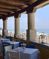 Aeneas' Landing Resort