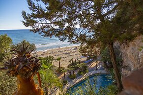 Aeneas' Landing Resort