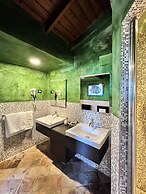 Aeneas' Landing Resort