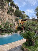 Aeneas' Landing Resort