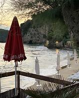 Aeneas' Landing Resort