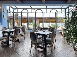 Aeneas' Landing Resort